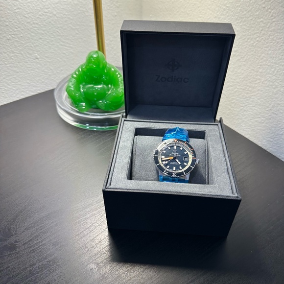 Zodiac Super Sea Wolf Automatic Stainless Steel Blue Dial & Bezel Watch ZO9266 - Picture 8 of 9